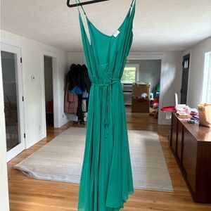 Elegant Green Wrap Women's Dress